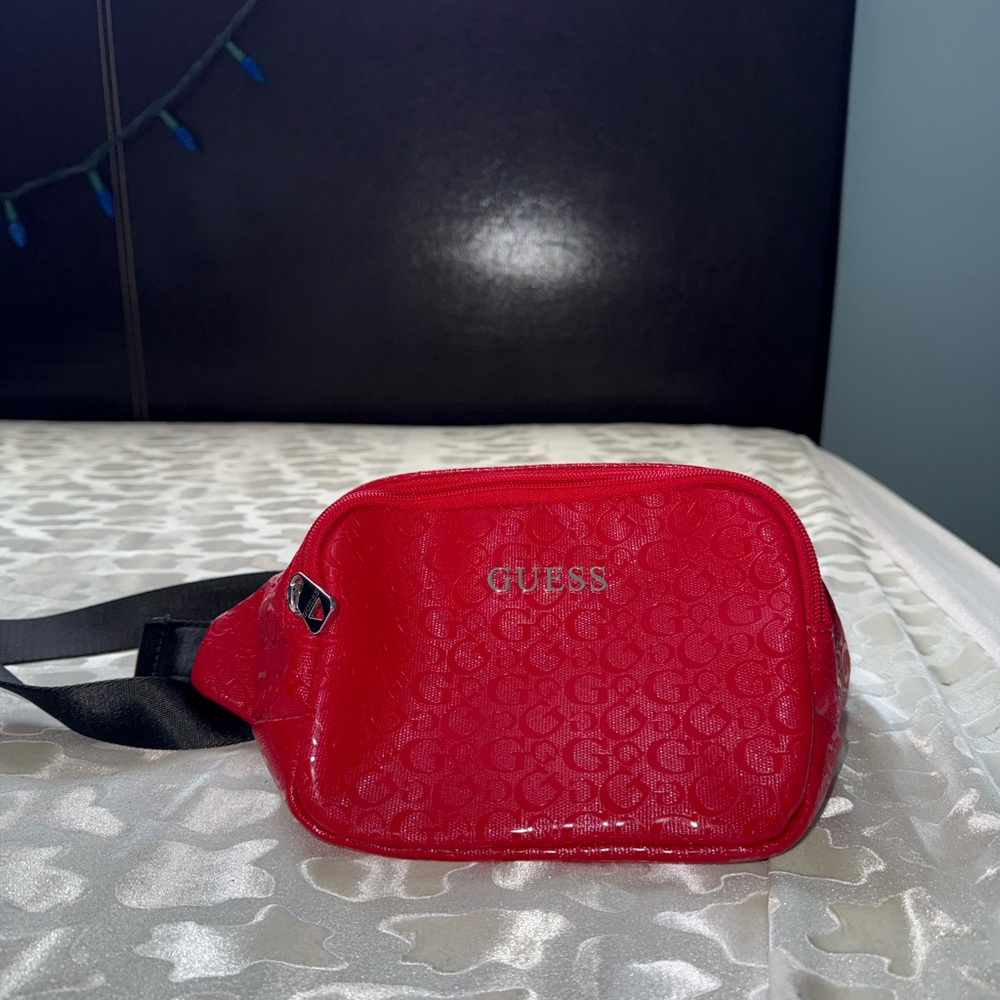 Vintage Guess Red Belt Bag